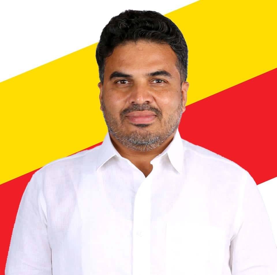 Congress MLA Ranganath renews debate on change of guard, bats for 'guru' Shivakumar